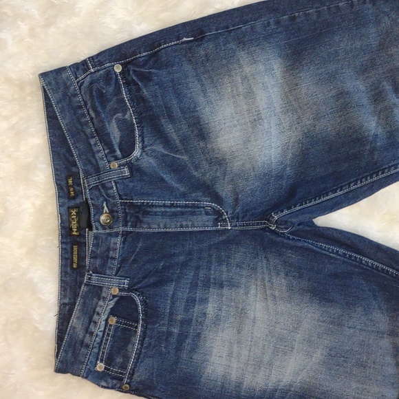 Looks great 😻HELIX Worn Look Relaxed Boot Cut Jeans - Picture 8 of 11